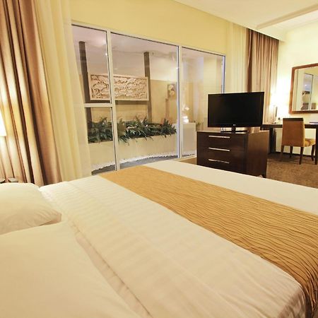 Harmoni One Convention Hotel And Service Apartments Batam Chambre photo