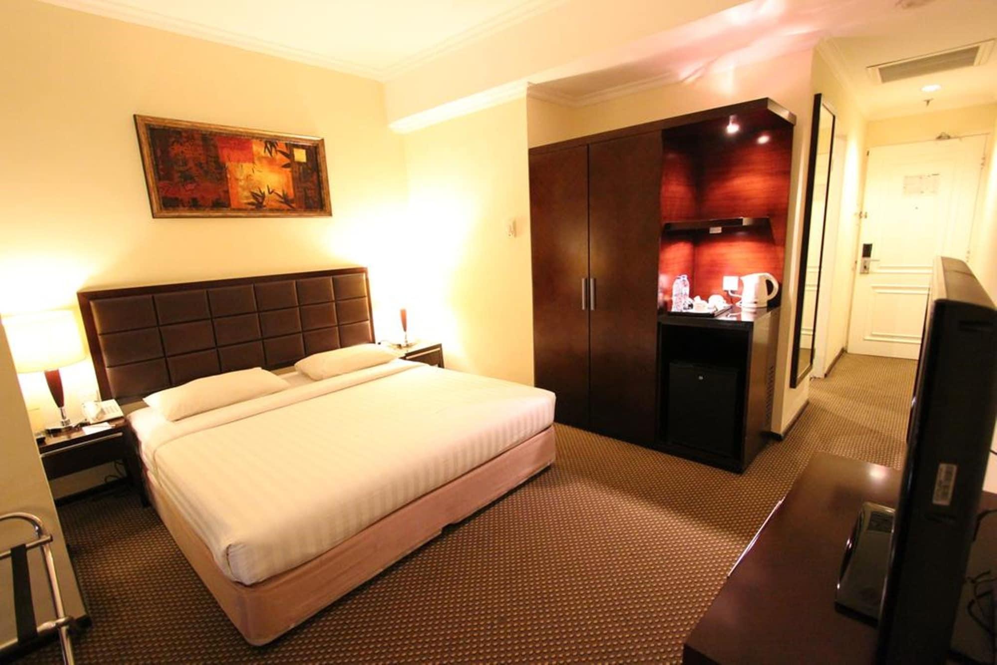 Harmoni One Convention Hotel And Service Apartments Batam Extérieur photo