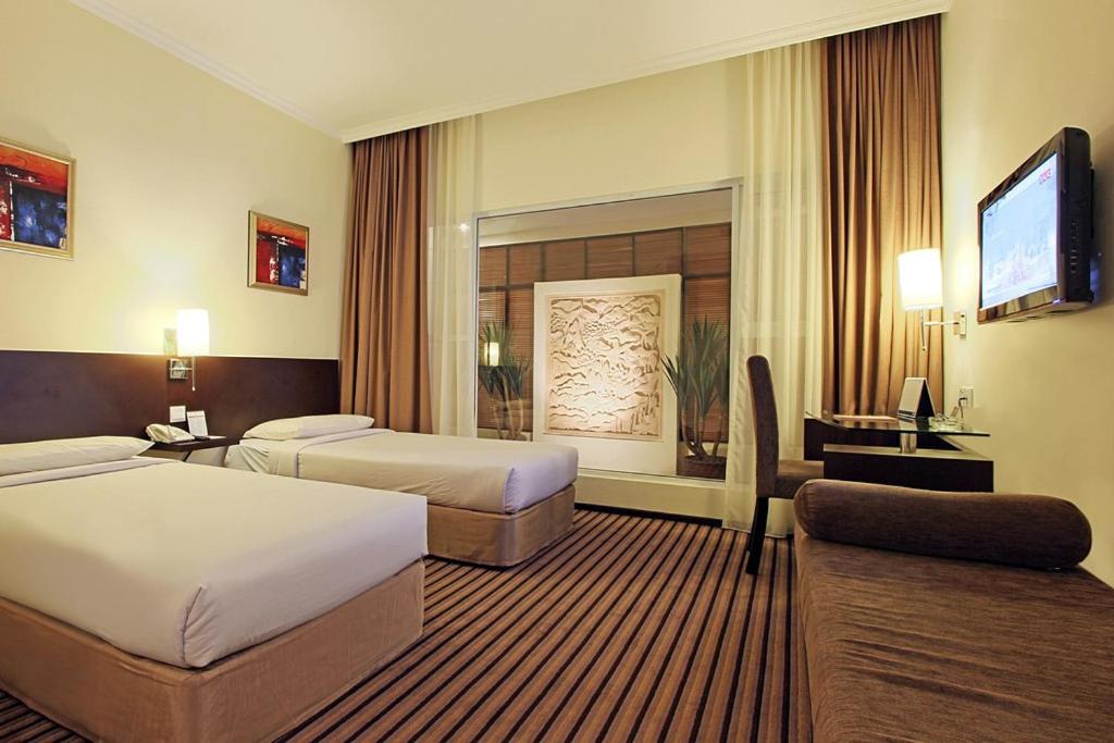Harmoni One Convention Hotel And Service Apartments Batam Extérieur photo